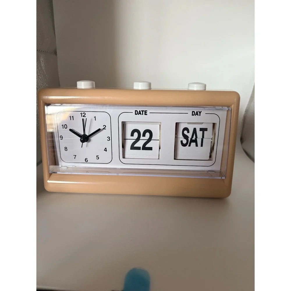 Retro Alarm‎ Clock - Analog Clock with Flip Date Display - NIB